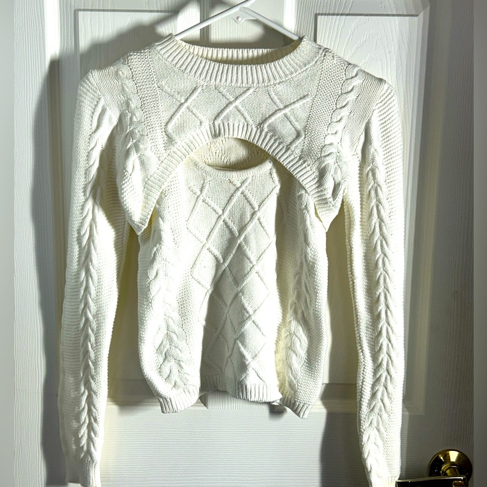 Tillys Ivory cable knit tank with crop cover.